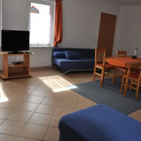 Fliederhof Ferienwohnungen Herresbach Camera foto